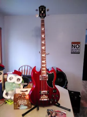 Epiphone EB 3 SG Bass Guitar Cherry Woodgrain HSC BEAUTIFUL Studio Use NORETURN • $560