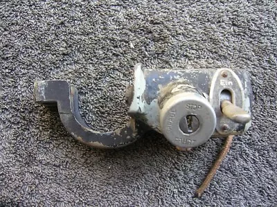 Ein Aus Vw Key Lock Kdf Split Volkswagen Beetle Bug Huf Accessory L719010 • $495