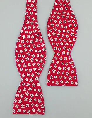 VINEYARD VINES Mens Red White WOODBLOCK FLORAL Silk Bow Tie NWT • $49.99