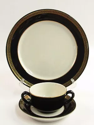 Vintage Shenango China Black Rim Dinner Plate And Cream Soup Cup K038 • $29.63