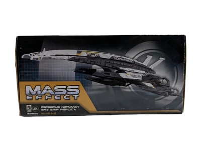 $160 • Buy Mass Effect Cerberus Normandy SR-2 Ship Replica 2012