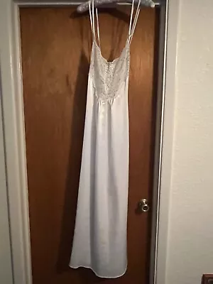 Strappy Silky Soft Lacy Nylon Nightgown Negligee Gown Size 10 • $17