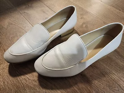 Michael Kors White Leather Loafers • $20