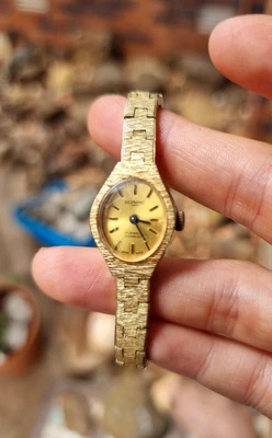 $50 • Buy Olympic Swiss 17 Jewels Incabloc Vintage Watch