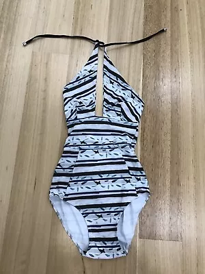 EUC KUWAII Melbourne One Piece Swimwear Bathers Halter Neck Size 6  • $60