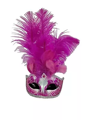[NEW With Tag] Pink Elegant Masquerade Masks Decorated With Feathers And Gem • $16.99