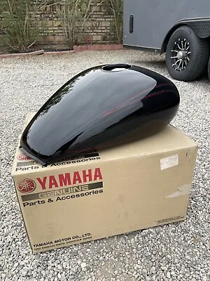 $999.99 • Buy NEW Yamaha OEM Black Metallic X Fuel Tank 3D8-Y2410-00-07 SMX 2011 V STAR 1300