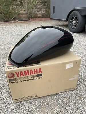 $999.99 • Buy NEW Yamaha OEM Black Metallic X Fuel Tank 3D8-Y2410-00-07 SMX 2011 V STAR 1300