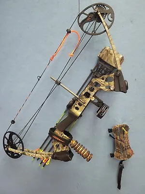 Mission Craze Compound Bow Left Hand With Accessories  • $275
