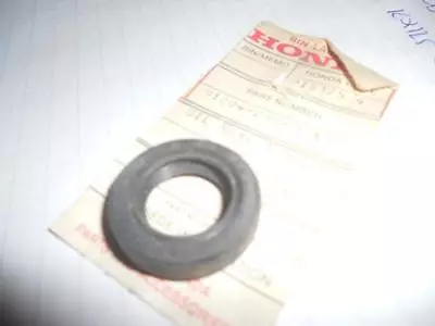 NOS Honda ATC250 CB350 CB360 CB400 XR500R Oil Seal PN:91204-286-003 • $7.99