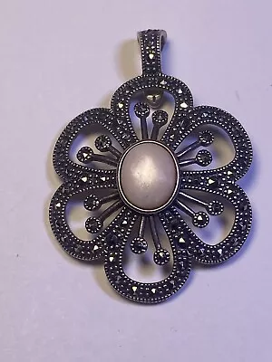 925 Sterling Silver Vtg Suspicion Mother Of Pearl Marcasite Flower Pendant MW • $14.99