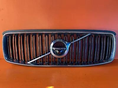 2016 2017 2018 2019 Volvo Xc90 Front Bumper Upper Grille W/ Emblem Oem 31425934 • $228