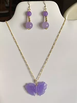 HUGE SALE*60%OFF*VTG. CARVED LAVENDER JADE BUTTERFLY NECKLACE & EARRINGS.gold • $74.50