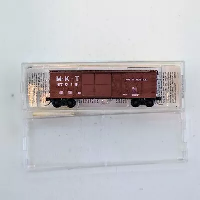 Micro-Trains 29040 N Scale 40' Outside-Braced Box Car 1 1/2 Door - MKT # 67019 • $34.80