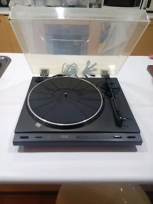 Turntable CDC St510 • $200