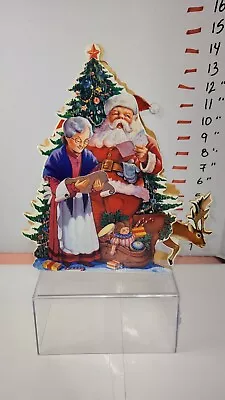  MUSICAL WOODEN SANTA CLAUS MRS PLAYS HERE COMES SANTA CLAUS ROMAN MOTIONVintag • $18.89