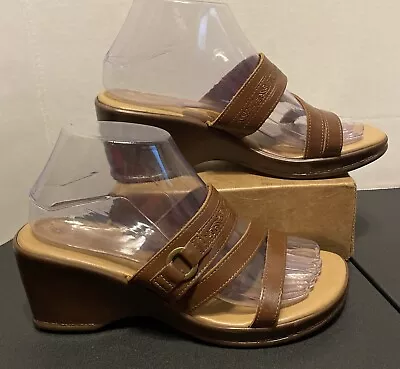 Montego Bay Club Womens Sandals Brown Leather Slide Strappy Shoe Wedge Heel Sz 7 • $15