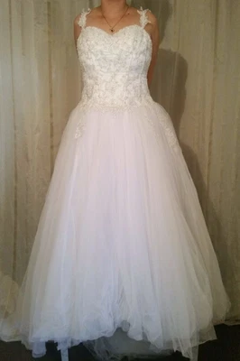 $200 • Buy Wedding Dress Barbra Calabro International .