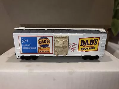 Ho Scale Athearn Dads Root Beer 40’ Single Door Box Car • $32