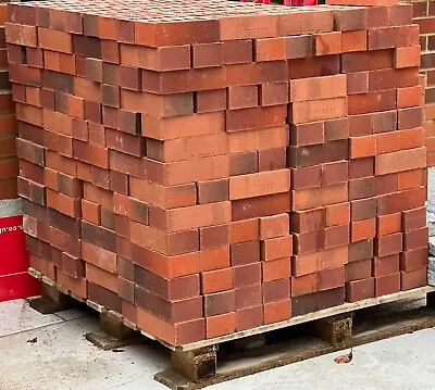 Approx. 600 Brand New Red Engineered And Face Bricks Bricks For Sale • £100