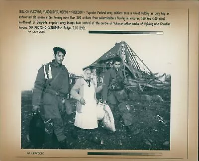 Battle Of Vukovar - Vintage Photograph 1300520 • $18.90