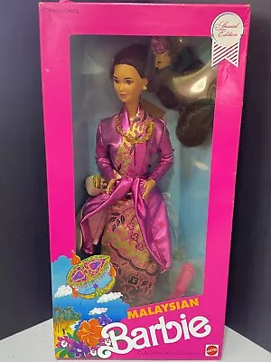1990 Malaysian Barbie NRFB Dolls Of The World Box Has Wear • $18