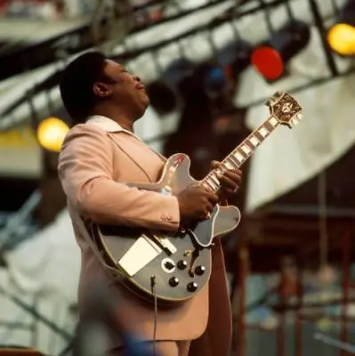 American Singer And Guitarist Bb King Plays A Gibson Es355 1976 Old Photo 6 • $9