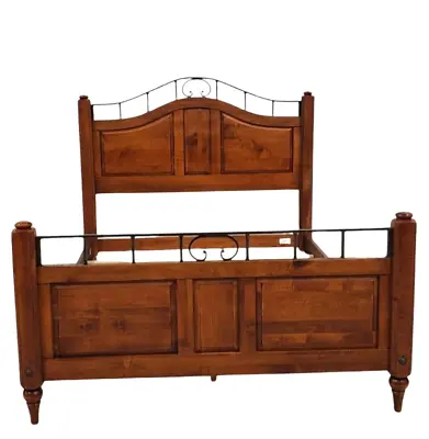 Ethan Allen Country Crossings Panel Bed Queen Maple #17-5630 #227 Cinnamon • $1495