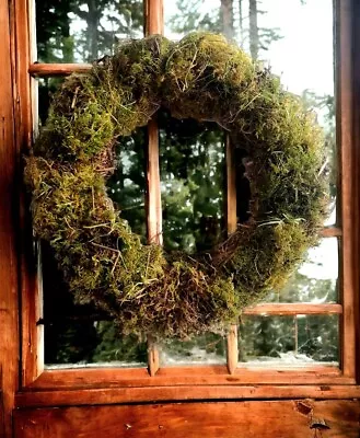 Handmade Moss Wall Door Wreath On Hay Base Strudy Solid 30cm • £10