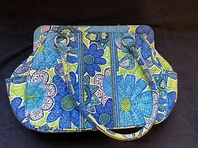 Vera Bradley Doodle Daisy Floral Purse Frame Bag Magnetic Snap Closure • $27.95