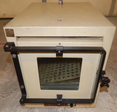 $650 • Buy Napco Vacuum Oven Model 5851  (#3814)