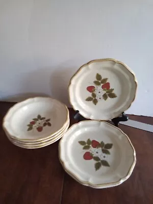 Mikasa Strawberry Festival EB 801 2 Salad Plates 8  & 4 Small Bowls ~7  Replace • $35.99