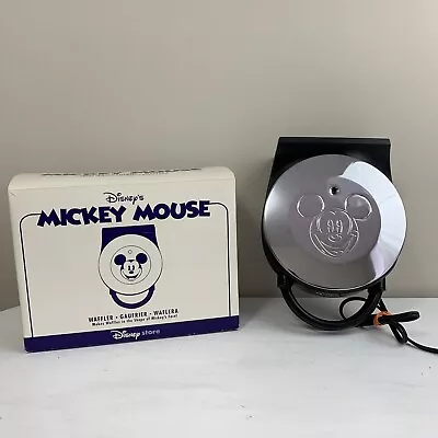 VillaWare DISNEY MICKEY'S MOUSE Waffer Waffle Maker 5555-01-VERY CLEAN-ORG BOX • $49