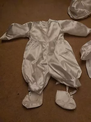 £5 • Buy Christening Gown 6-9 Months 