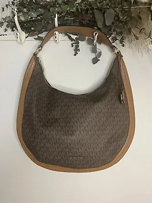 Michael Kors Lydia Large Hobo Bag • $90