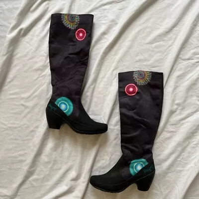 £37 • Buy Desigual Macarena Suede Boots Size 4.5