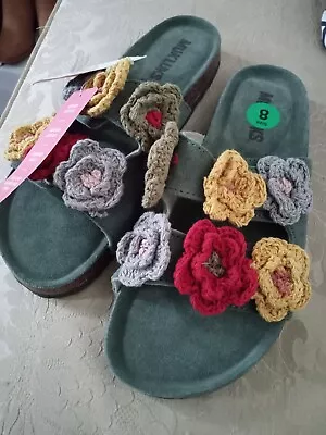 Muk Luks Women's Size 8 Suede Knitted Flowers  Slip-On Shoes NWT • $20