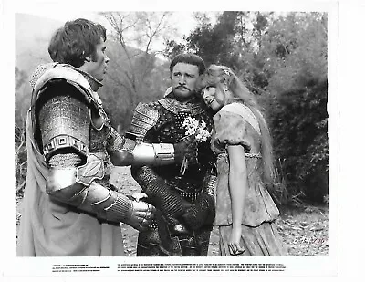 8 X 10 Original Actress Vanessa Redgrave & Richard Harris In Camelot 1967 • $11.99