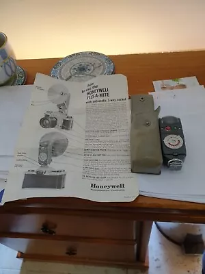 Vintage Honeywell Tilt-a-mite Camera Flash With Instructions & Original Case • $29.99