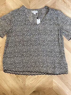 Velvet By Graham And Spencer Top Animal Print S New • £10