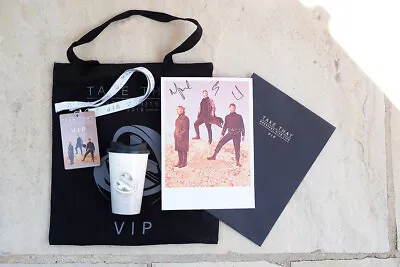 £24.99 • Buy Take That Greatest Hits Odyssey Tour VIP Bag, Travel Mug, Lanyard & Signed Photo
