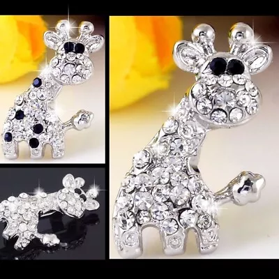 #P562B Cute Giraffe Crystal Tiny 1  Animal Brooch Pin Silver Tone Great Gift • $3.59