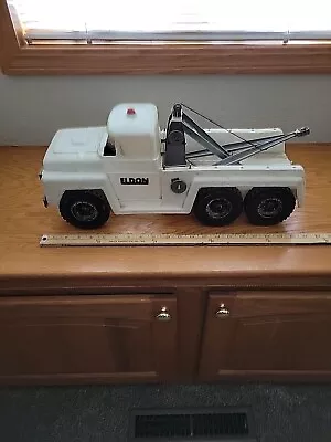 1960 Vintage Eldon White Plastic Automobile Tow Truck • $30