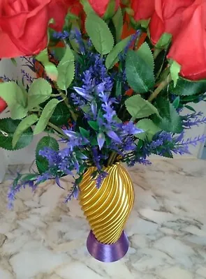 Modern Spiral Flower Vase 9.5 Inches Tall X 4.25 Inches Wide • $26.50