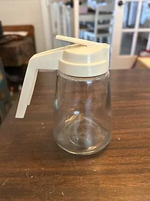 VINTAGE  Clear Glass Syrup Dispenser Carafe Creamer BEIGE Plastic Flip Top GEMCO • $7.95