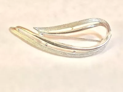 Vintage Signed Pin / Brooch Sarah Coventry?  Silver Tone Loop Swirl Leaf Pattern • $2.99