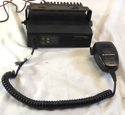 Motorola D43LRA73A5BK Radius Mobile VHF Radio • $25