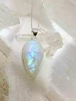 Gorgeous Moonstone Gemstone 925 Sterling Silver Handmade Pendant P-25 • $16.14