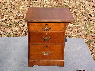 Antique American Early 1900's Oak Small Chest End Table Nightstand Cabinet • $445.50