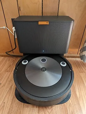 $142.50 • Buy IRobot Roomba J7+ Robot Vacuum With Self Emptying Charging Base And Spare Parts